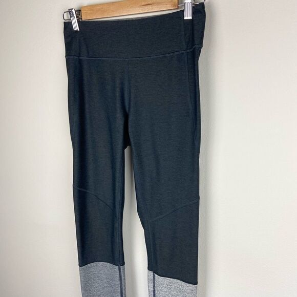 Outdoor Voices Gray Dipped Warm-Up Leggings - Picture 3 of 7